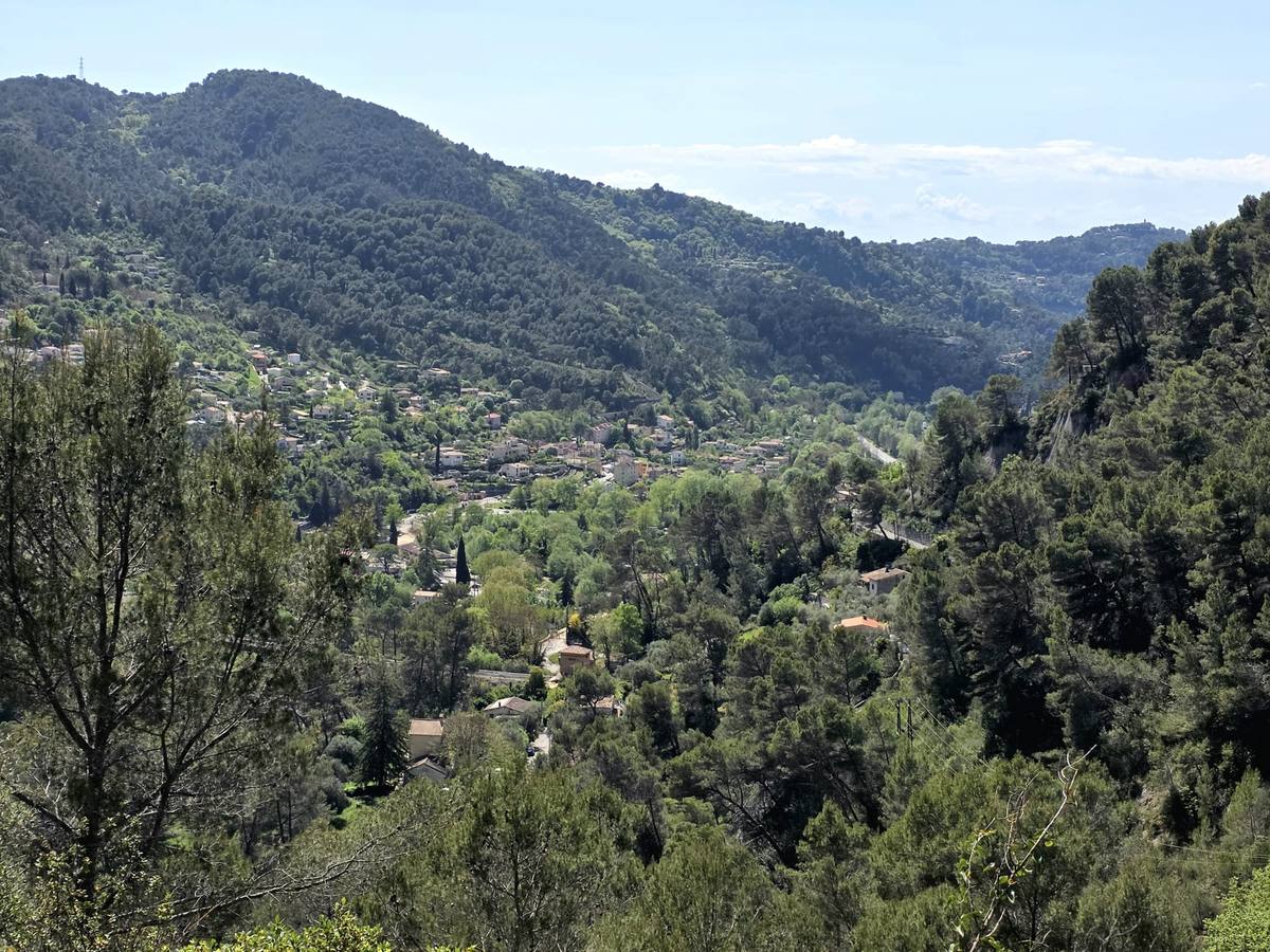 Salon de Provence – Camping de la Laune (Peillon)